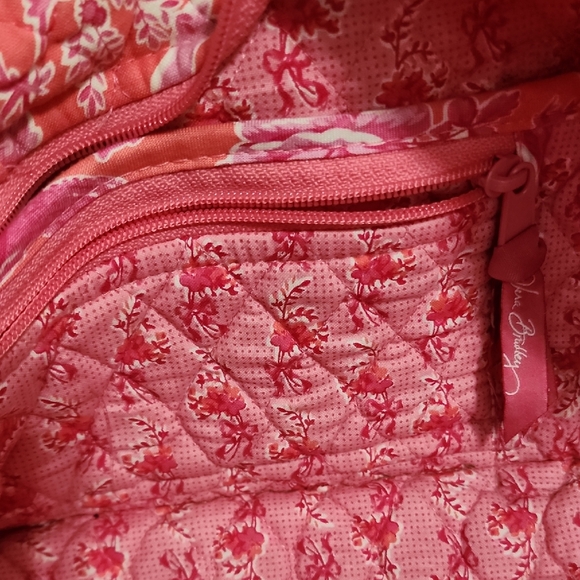 Vera Bradley Bag - Picture 4 of 4